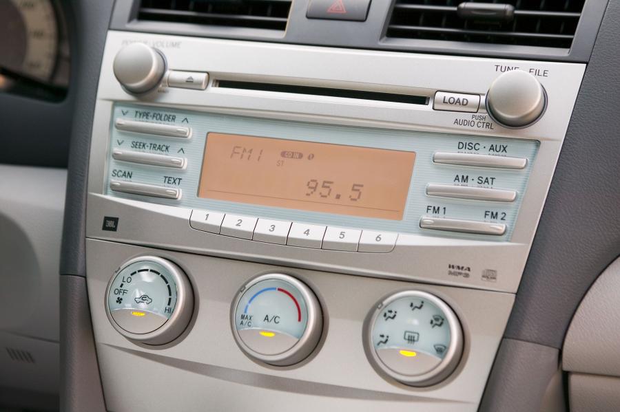 Toyota Camry 2007 года  (фото 12 из 73)